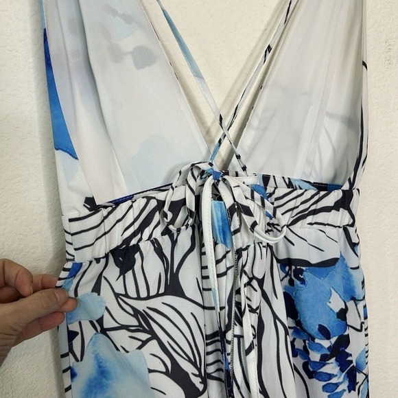Tobi Island Living Blue and White Tropical Jumpsuit S - Picture 7 of 9